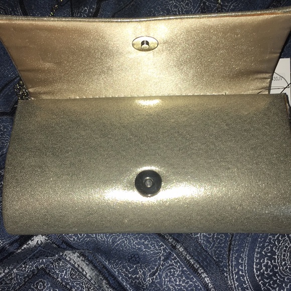 NWT gold clutch - Picture 5 of 5